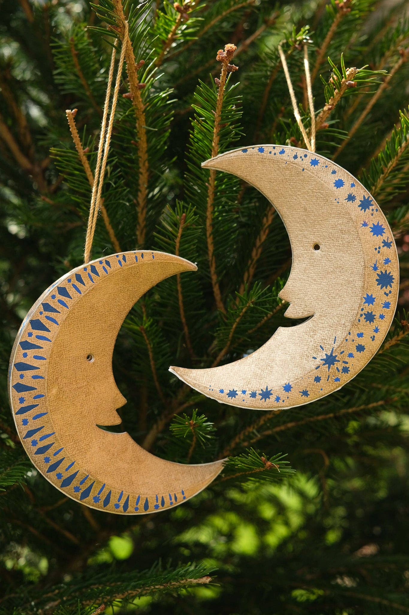 Golden Man on the Moon Board Decoration