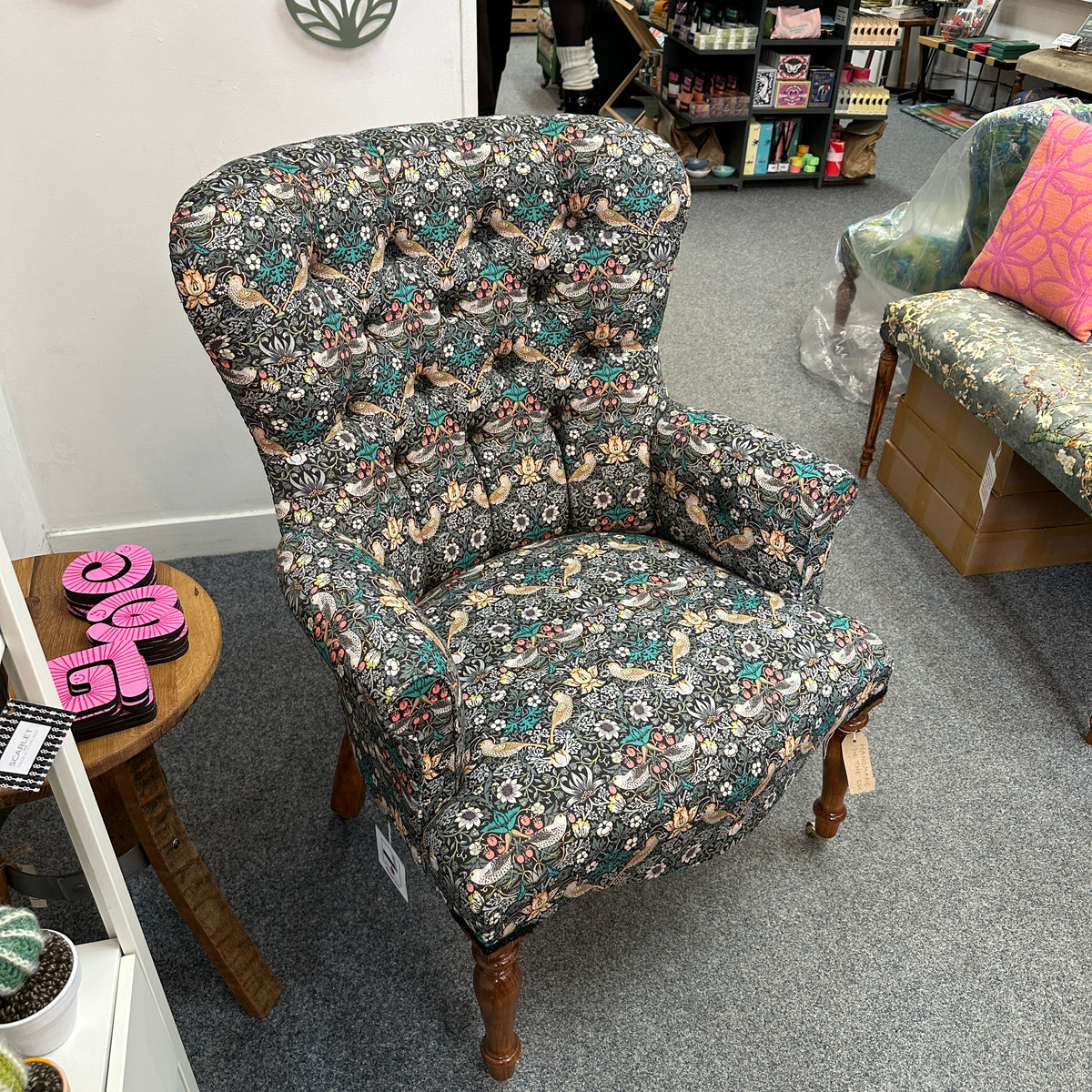 Strawberry Thief Armchair Black