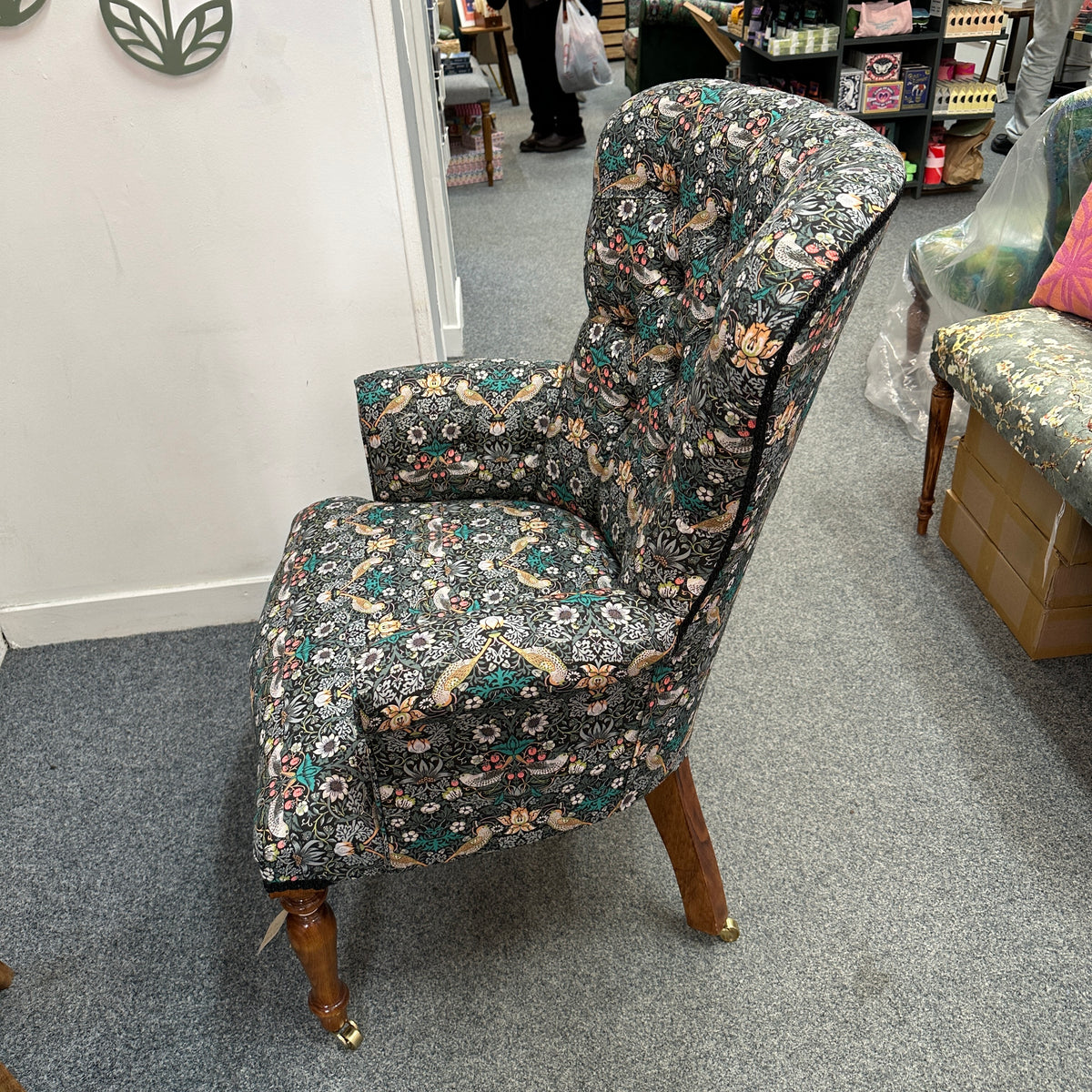 Strawberry Thief Armchair Black