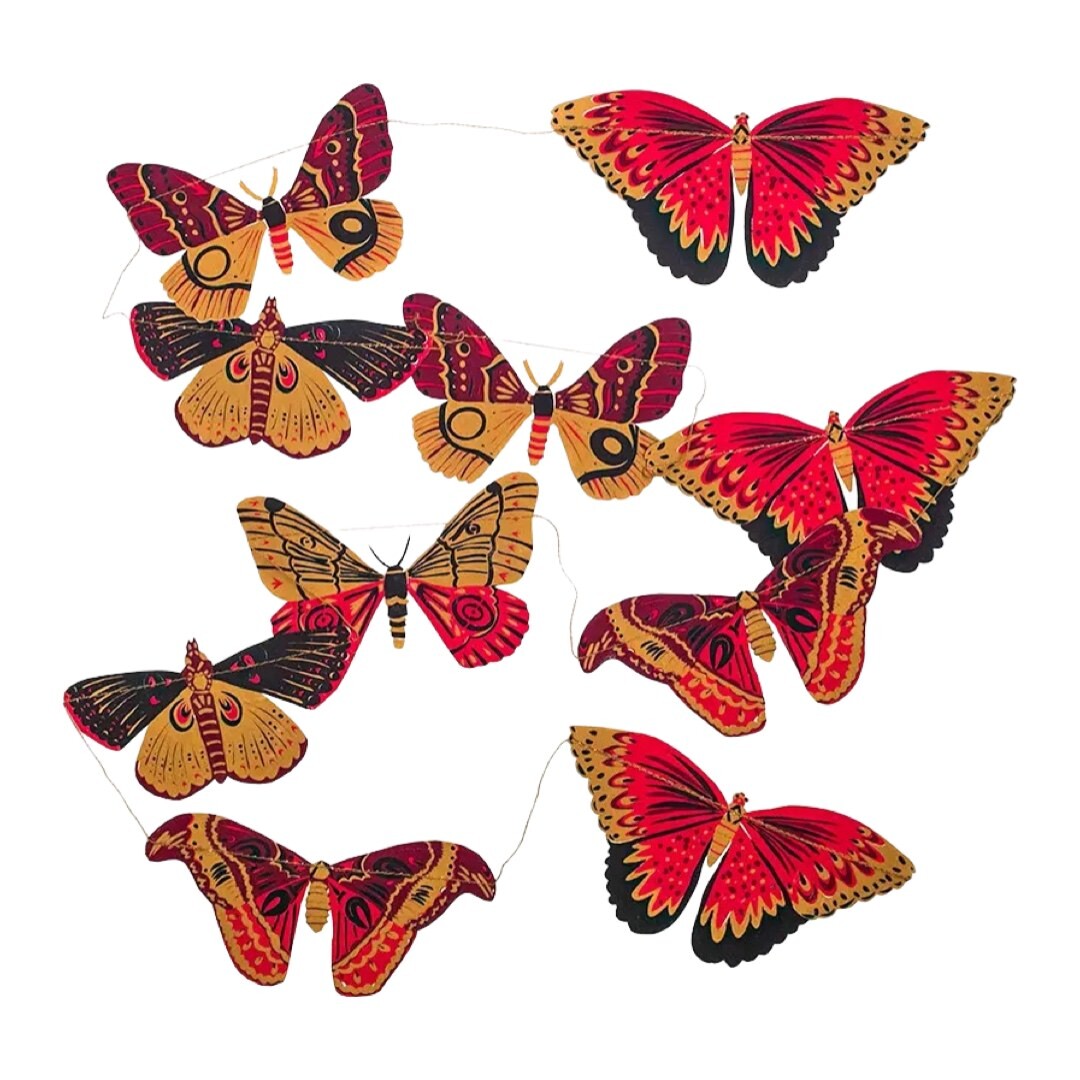 Beautiful butterfly garland, featuring ten screen printed paper butterflies in various pink, red, green and yellow designs, 3m in length.