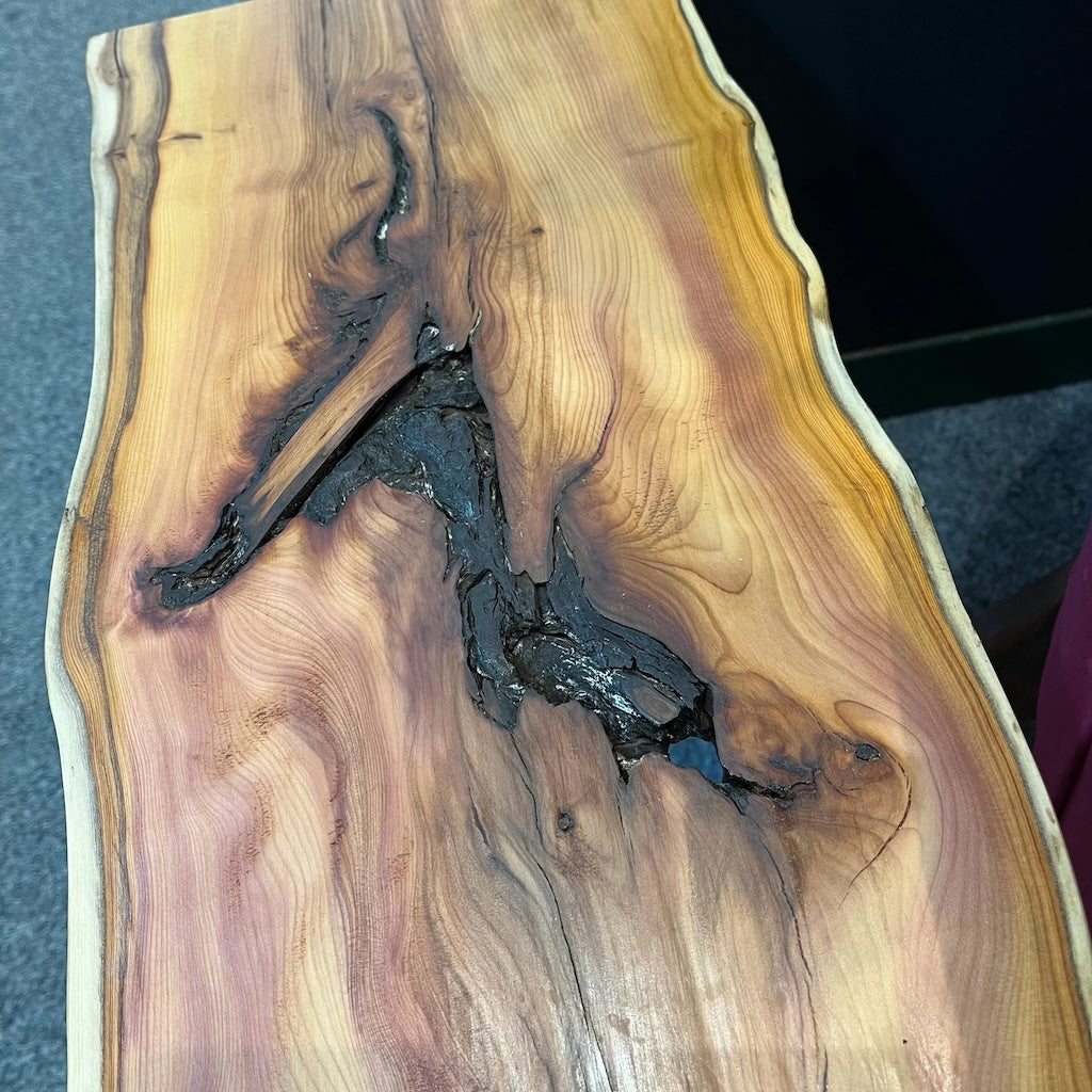 Close up of top of table.