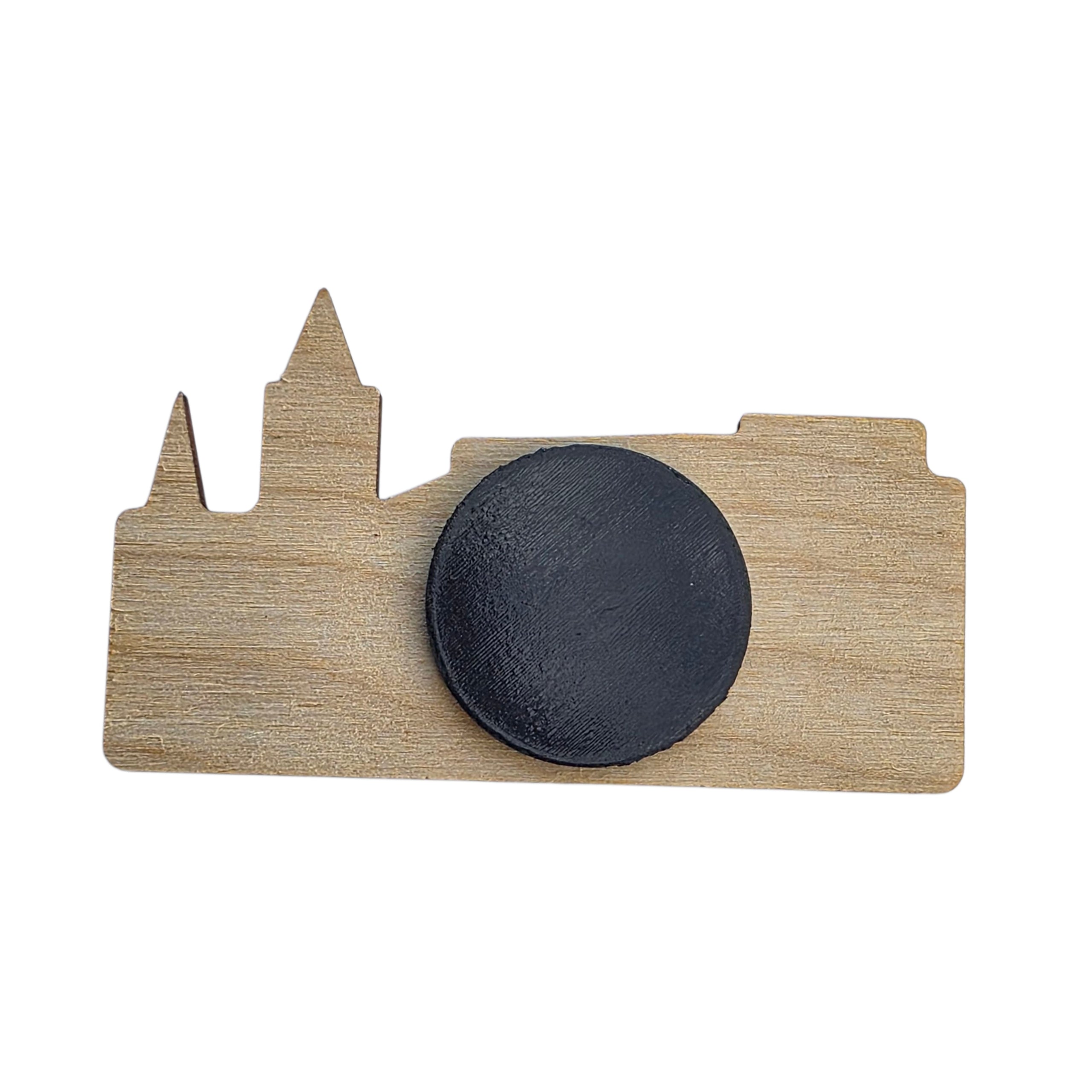 The back of a wooden magnet.