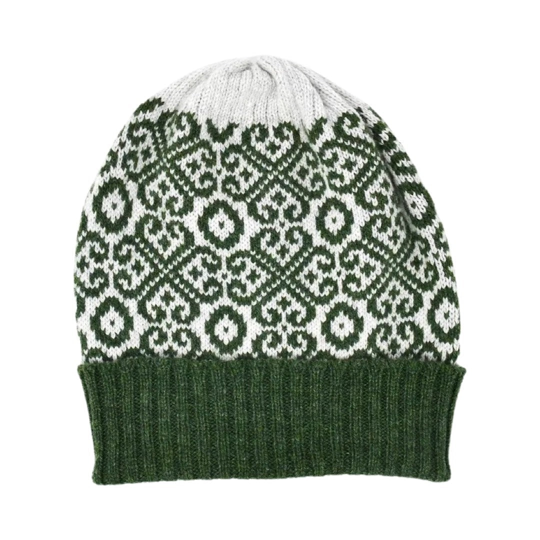 This gorgeous woollen beanie hat is handmade using the softest Scottish spun lambswool.