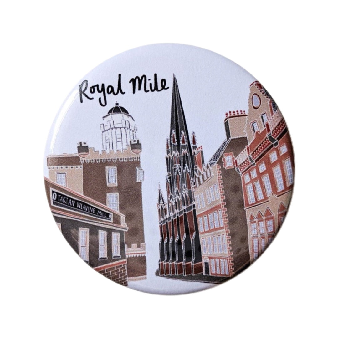Royal Mile Edinburgh Round Magnet