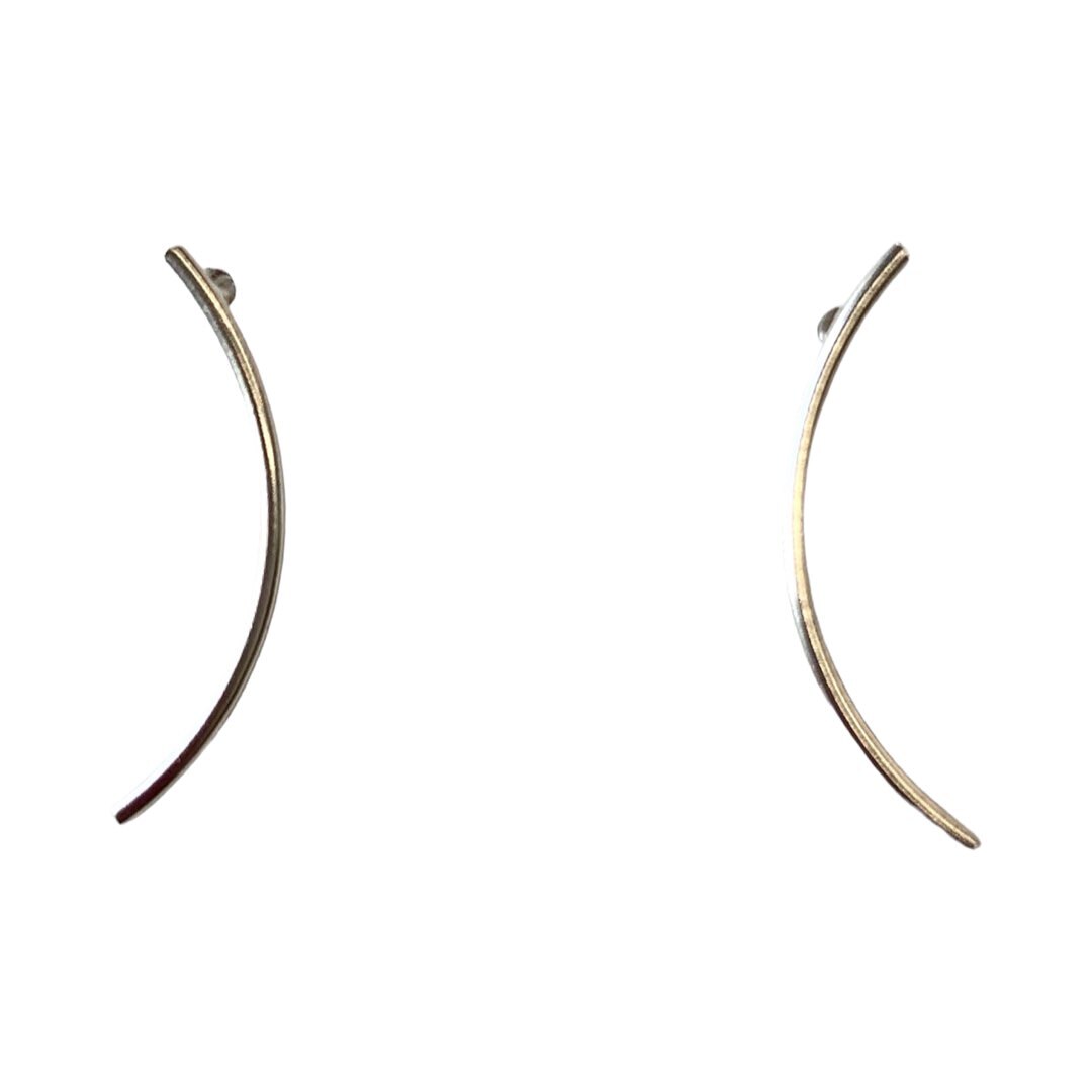 Curve Stud Earrings