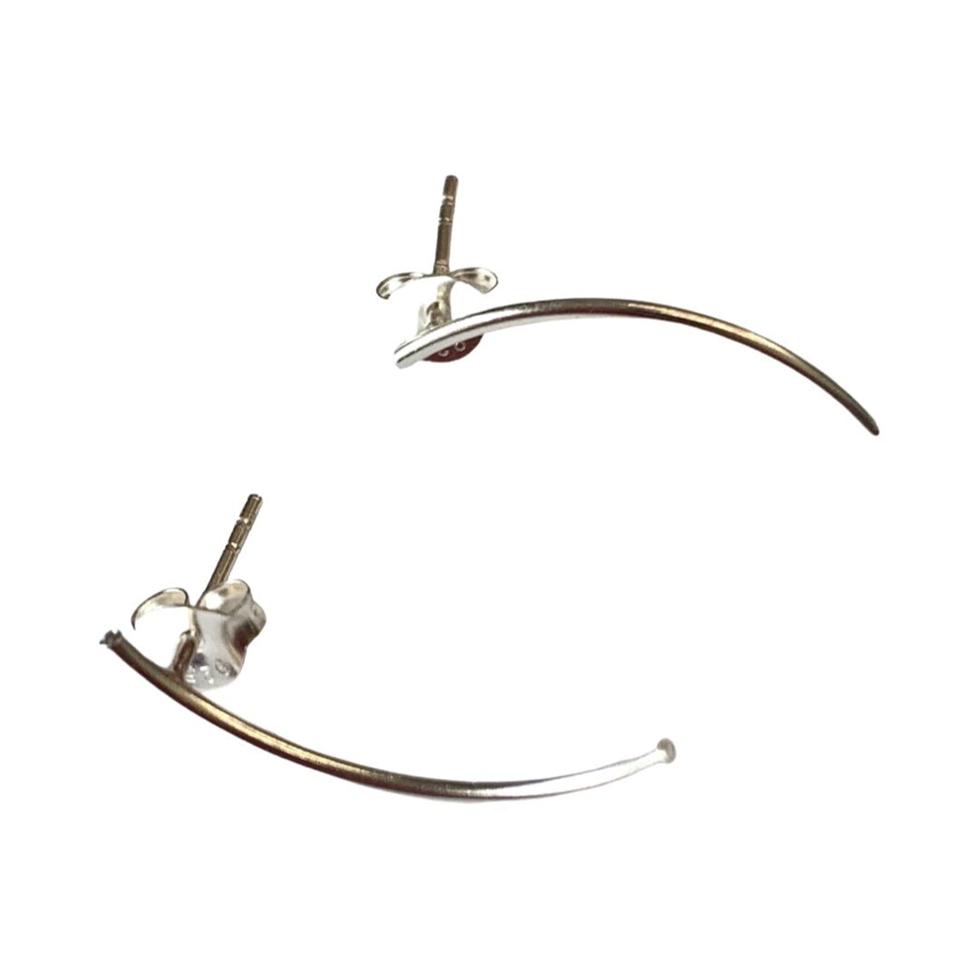 Curve Stud Earrings