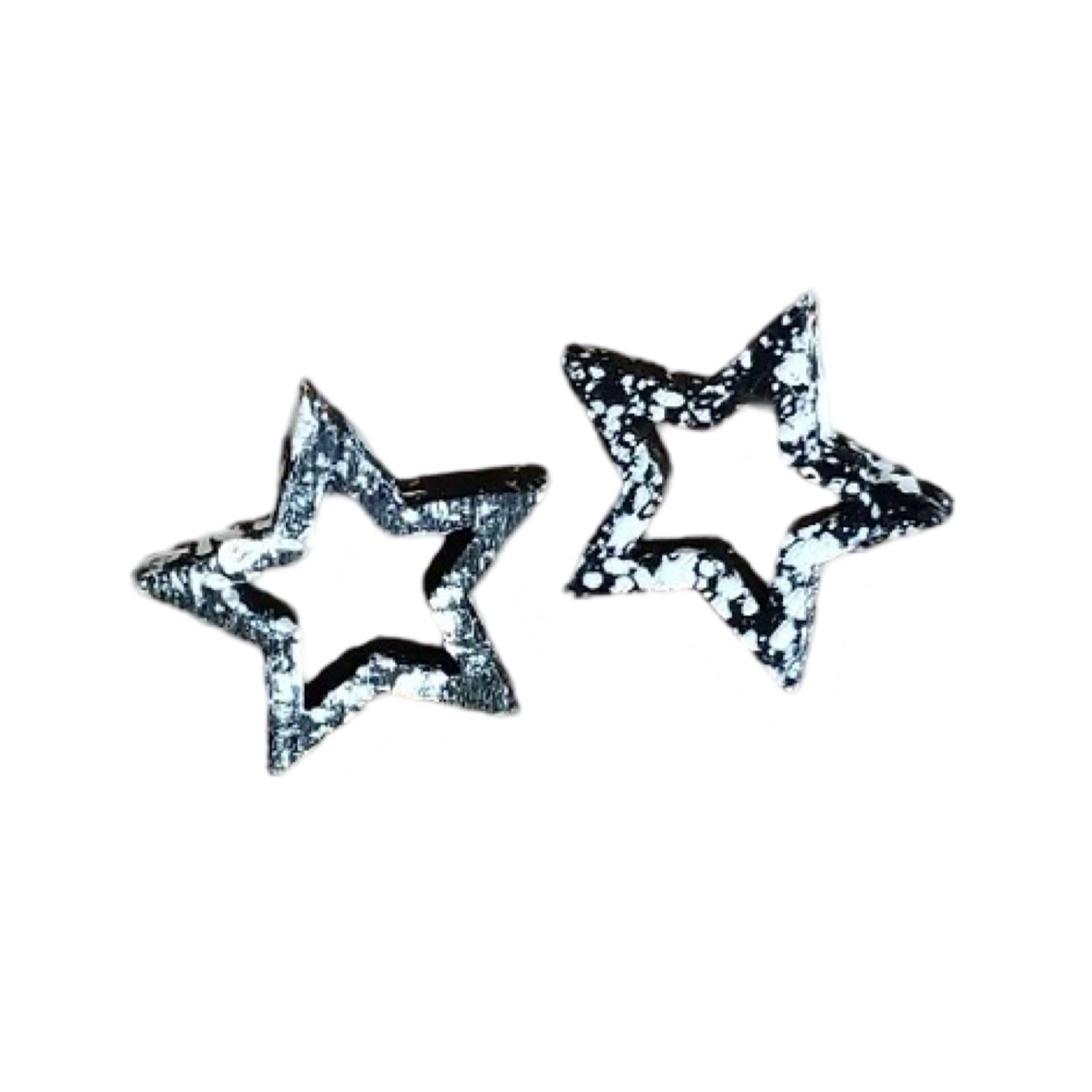 Star Outline Monochrome Stud Earrings