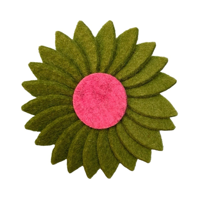 Daisy Felt Brooch