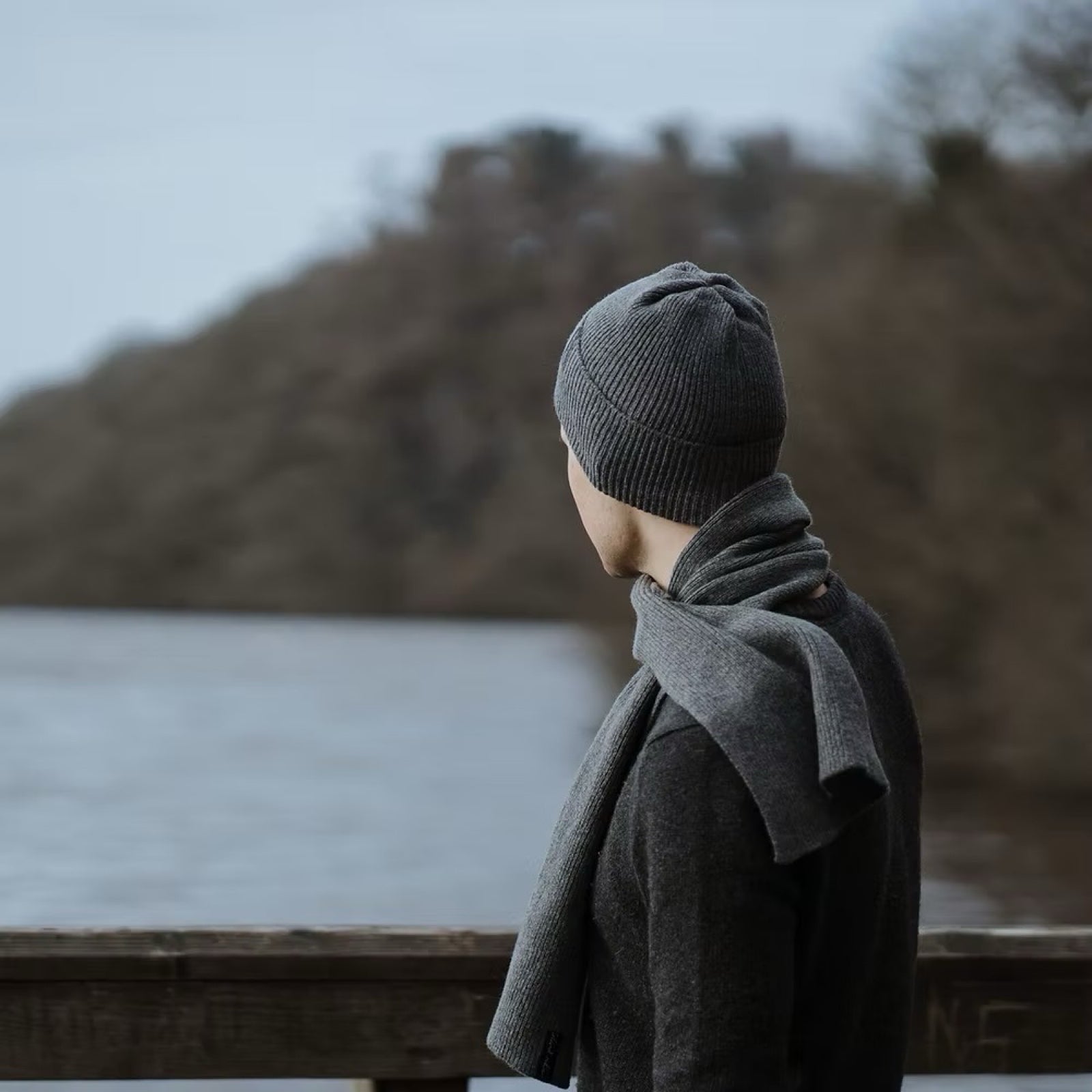 Ribbed beanie hat knitted using 100% slate grey British lambswool.