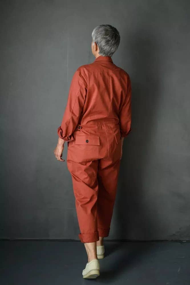 Sewing pattern for a boilersuit with a feminine fit. All seam allowances are 1.5cm unless stated otherwise and are included in the pattern.