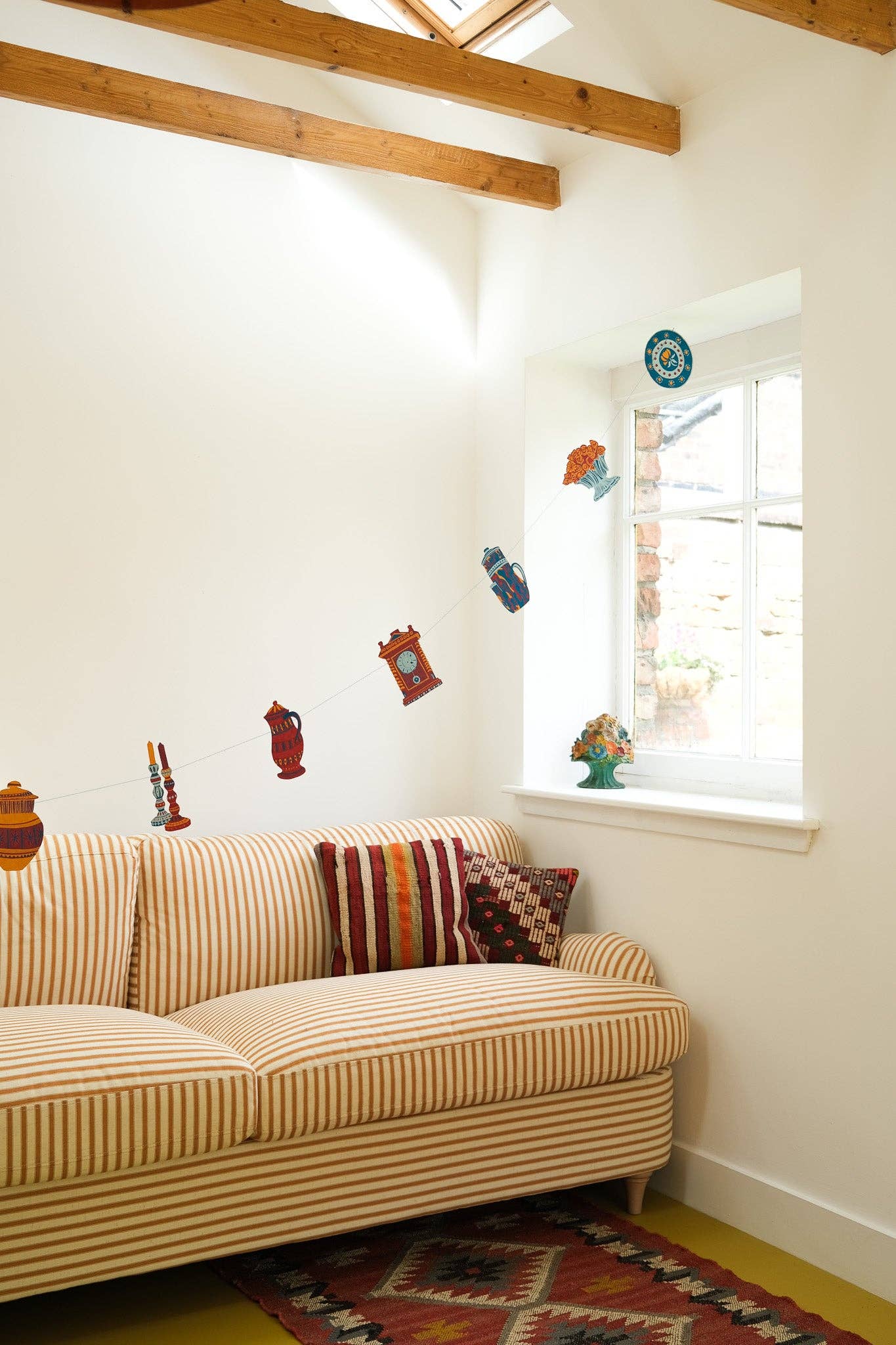 Bloomsbury Paper Garland