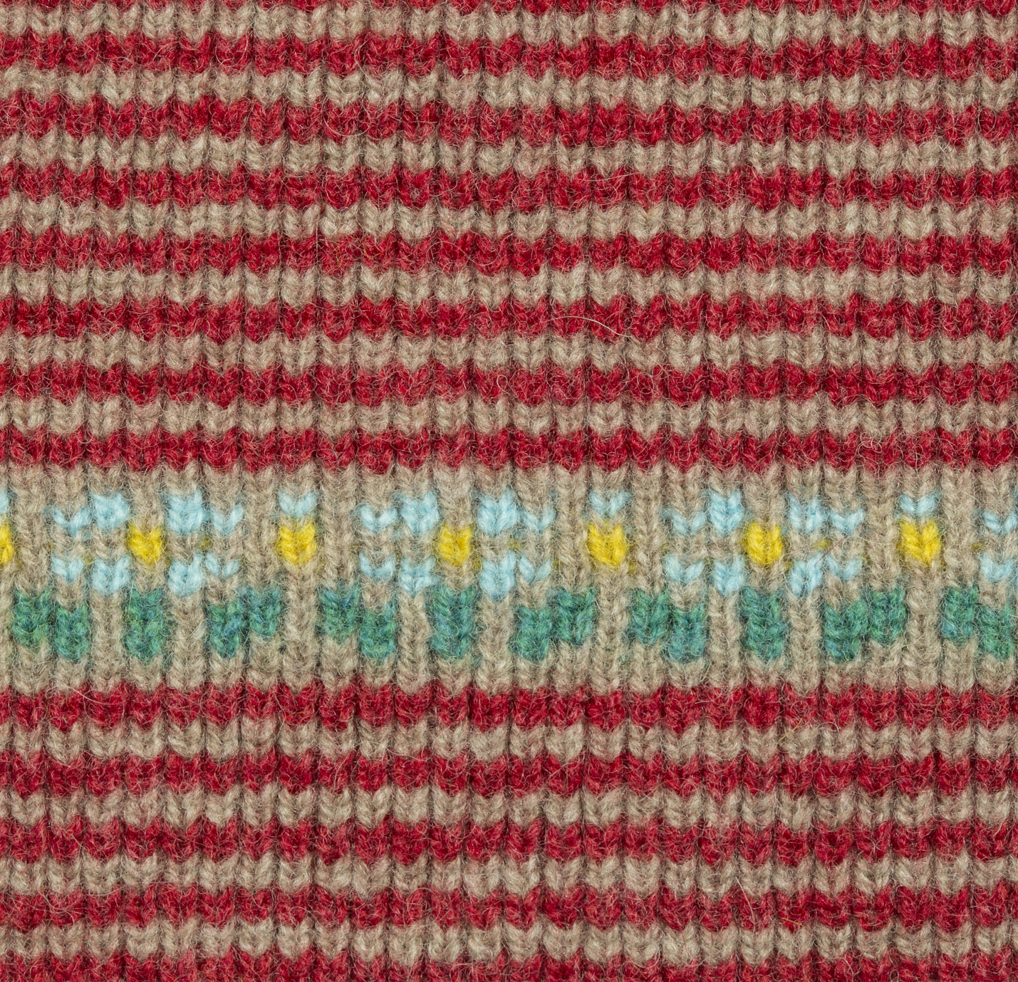 Cherry Lambswool Snood