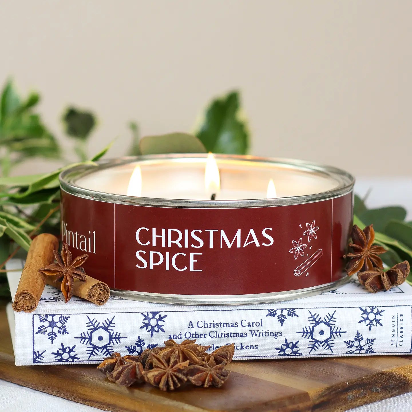 This Christmas spice scented candle has a heart of cinnamon and spices with a burst of citrus and clove, think warmed mince pies and rich mulled wine wafting through a cosy festive home.