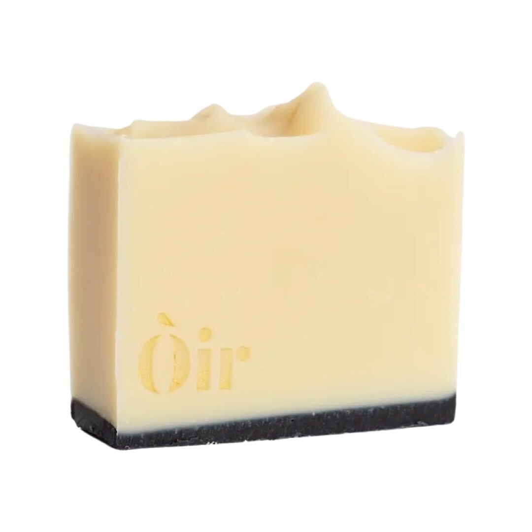 Luxury cinnamon and lemongrass hand and body soap with a warm and fresh aroma.