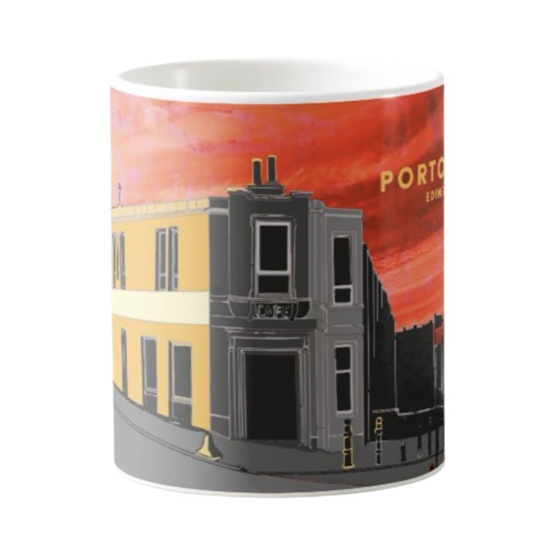 This mug features a panoramic artwork of the Portobello Promenade in Edinburgh