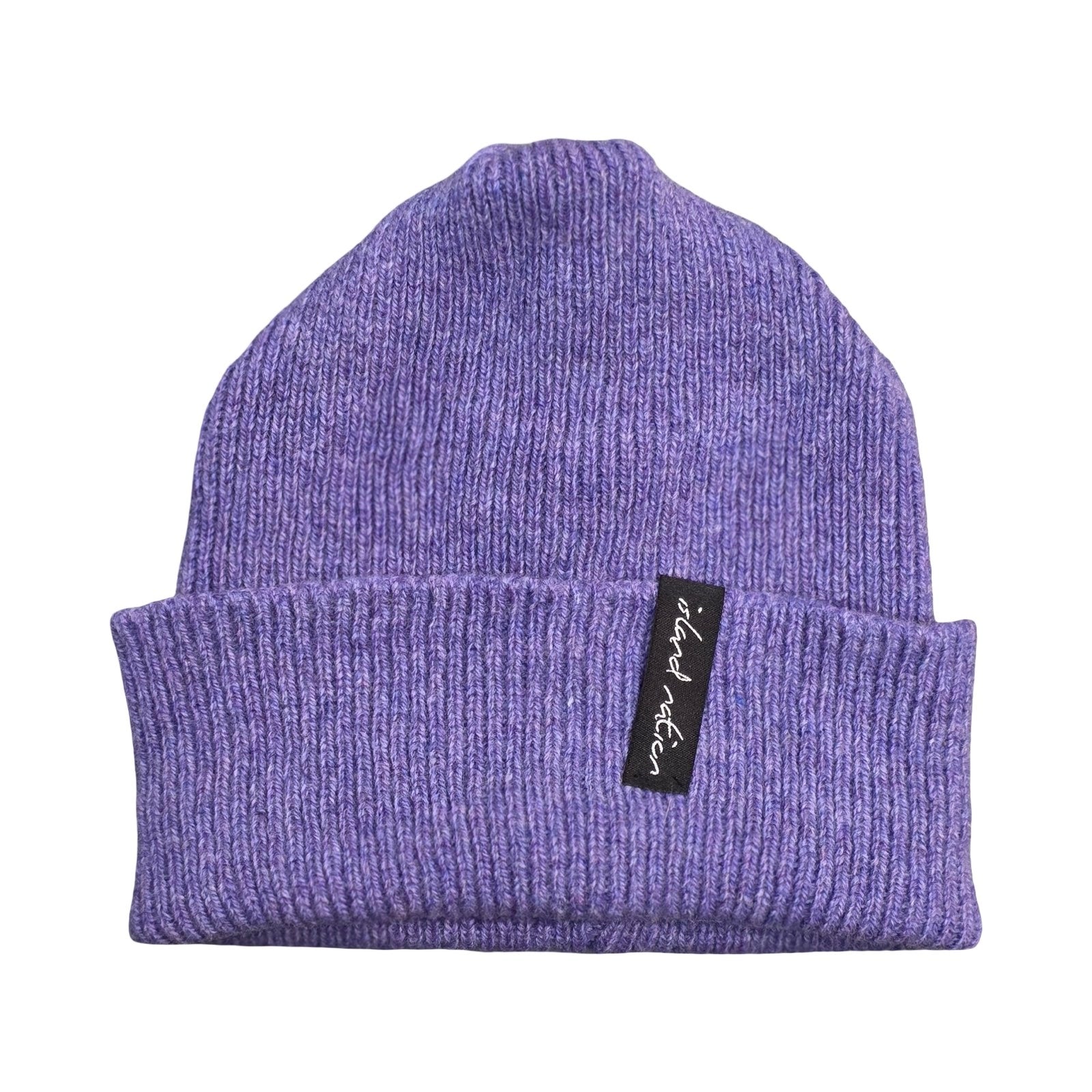 This heather coloured ribbed beanie knitted using 100% pink British lambswool. 