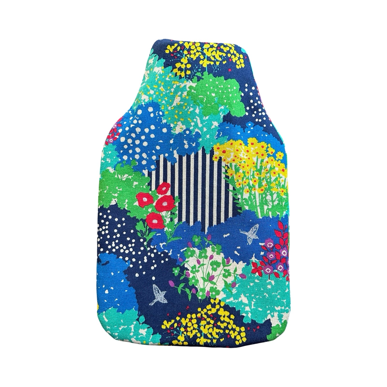 This hot water bottle cover is made from a layer of blue canvas with a meadow pattern on the outside, a layer of bright turquoise cotton on the inside.