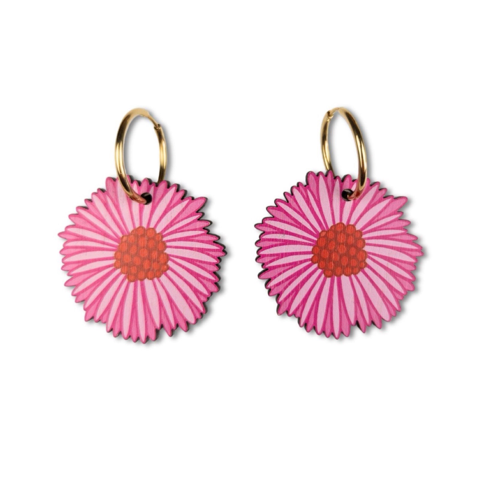 These wooden blossom-shaped earrings feature pink and light pink petals with a red centre