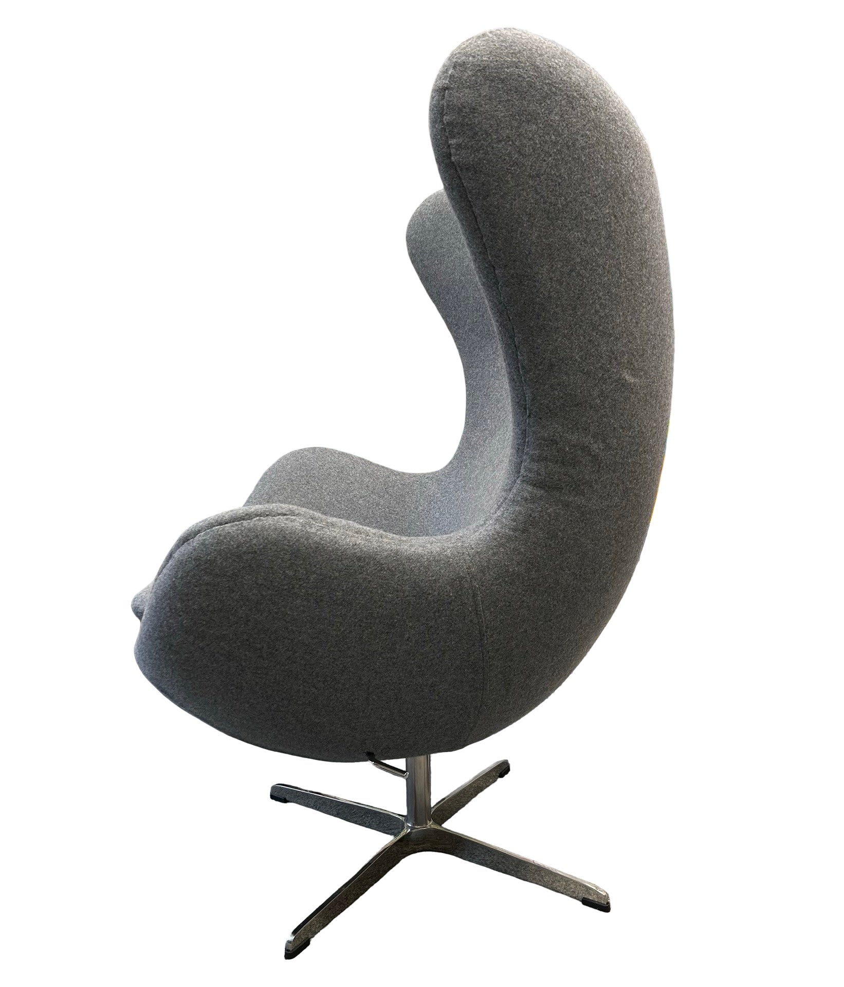 Egg Chair in Grey Tweed