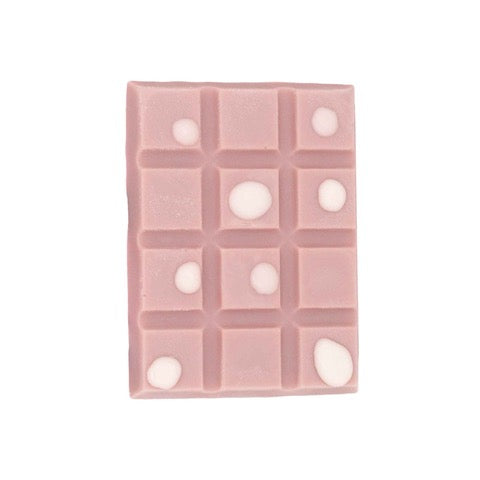 This packet of rhubarb gin wax melts has a fruity, comforting scent. 