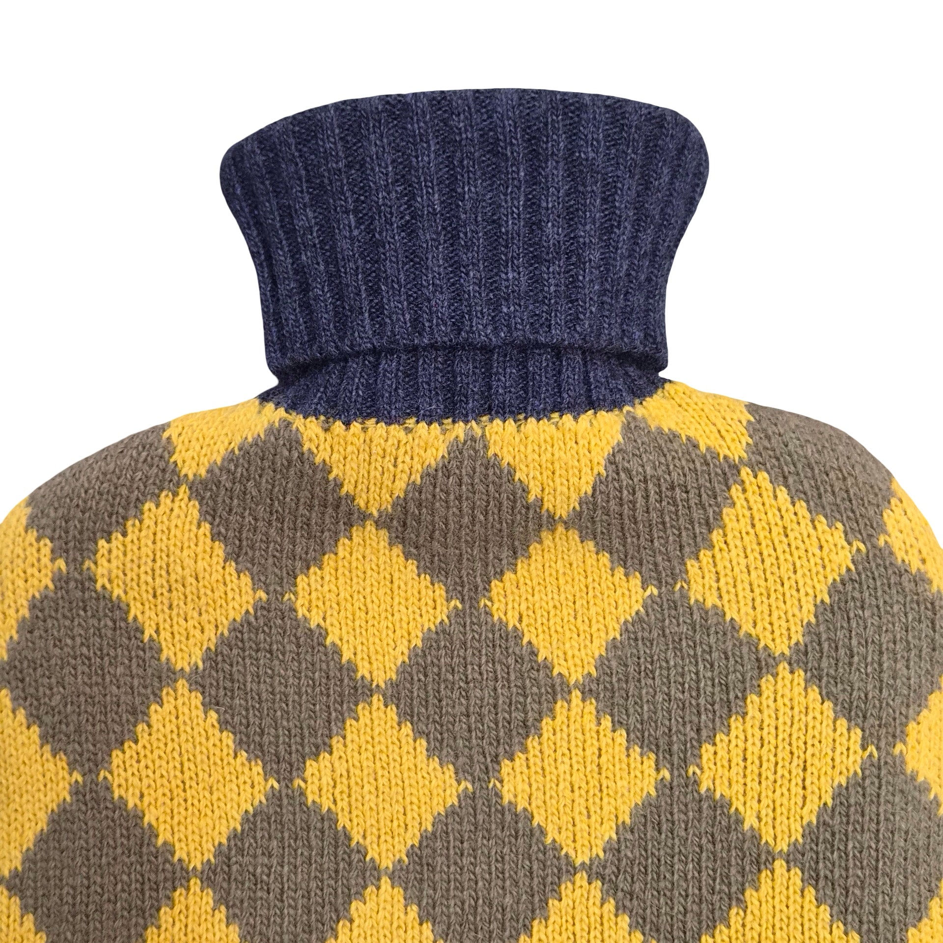 Close-up of a ribbed knit turtleneck water bottle with a yellow and dark grey argyle pattern, featuring a dark navy blue ribbed collar.